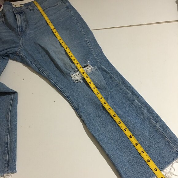 Madewell Womens The Perfect Vintage Jeans Size 32 Distressed - Picture 13 of 14